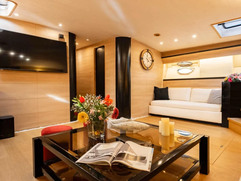 Location bateau Ornós pas cher Palmer Johnson 80