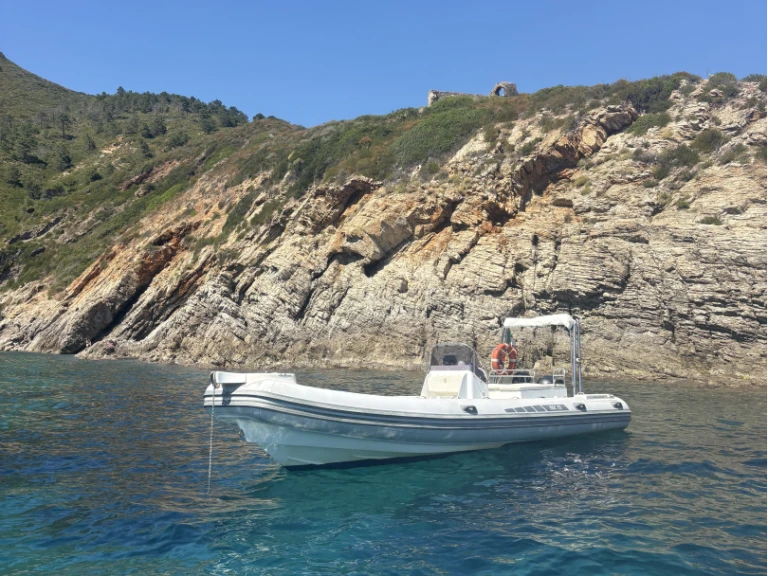 Louez un Bsc BSC 75 à Castiglione della Pescaia