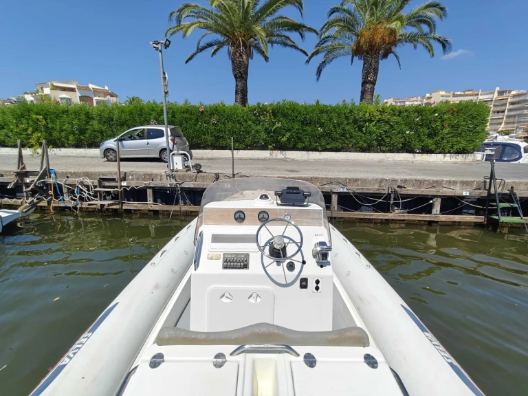 Location Semi-rigide à Port de Cannes Marina - Selva Selva D840 Exclusive