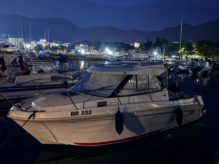Location à Bar - Bénéteau Antares 780 sur SamBoat