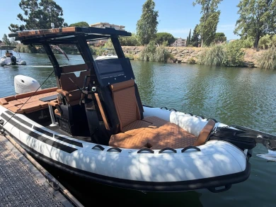 3D Tender Odyssey 6.35 in Mandelieu-la-Napoule on SamBoat