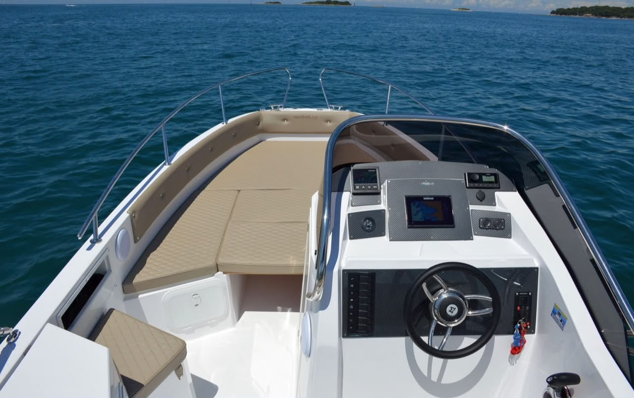 Location Bateau à moteur à Kotor - Marinello Eden 22