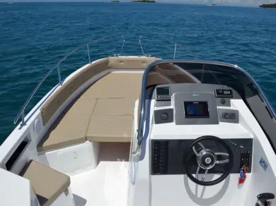 Location Bateau à moteur à Kotor - Marinello Eden 22