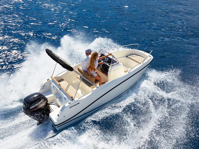 Louez un Quicksilver Activ 505 Open à Carboneras