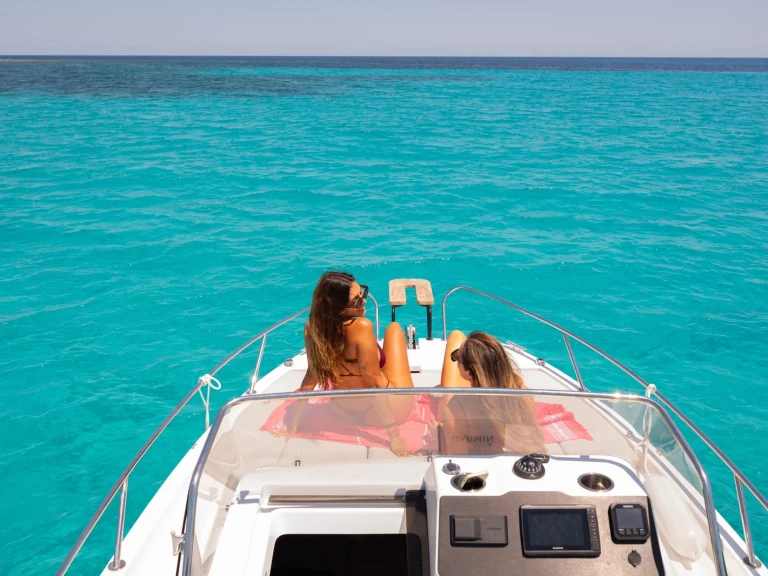 Location Bateau à moteur Bénéteau avec permis