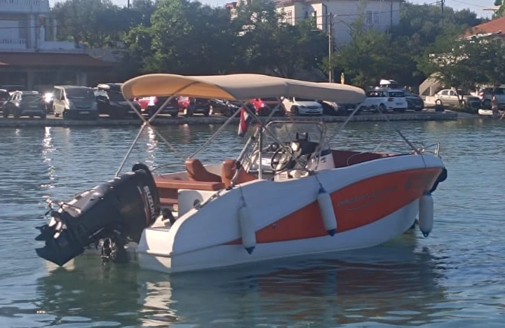 Location bateau Supetarska Draga pas cher Barracuda 545 Open
