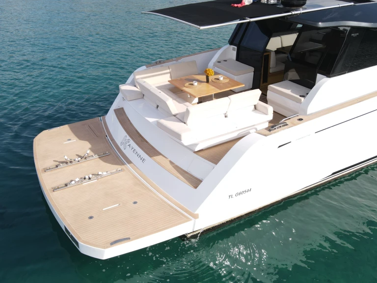 Location Yacht à Baie de Bandol - Pardo Yachts GT 52