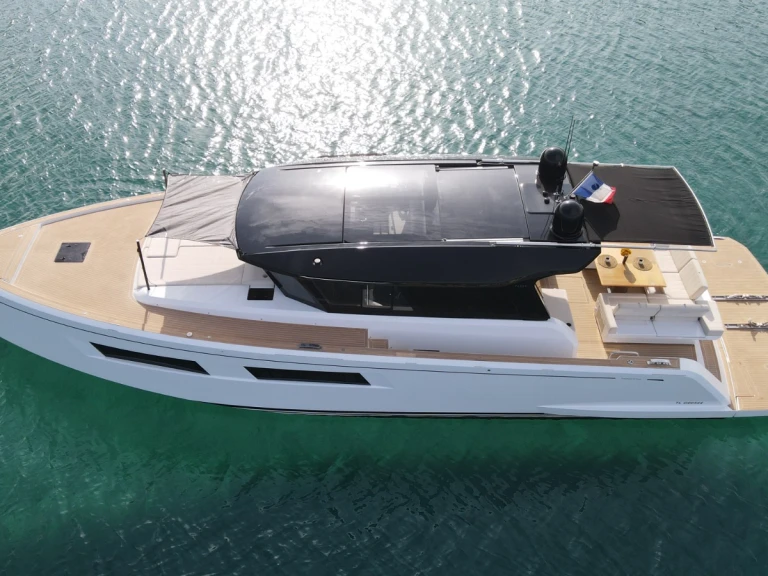 Louer Yacht avec ou sans skipper Pardo Yachts à Baie de Bandol