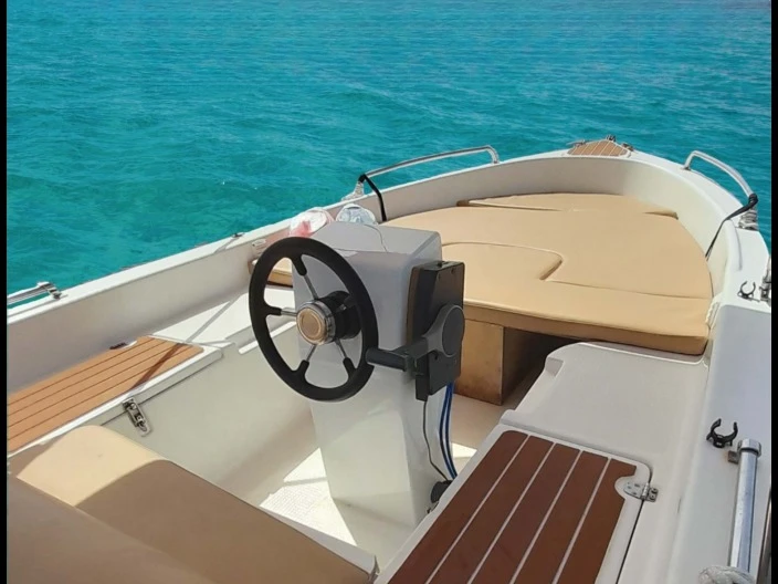 Location bateau Sant Antoni de Portmany pas cher D-400 F1RST