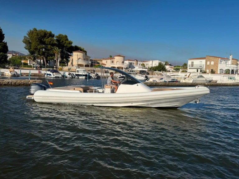 Location bateau Magazzu MX 11 à Empuriabrava sur Samboat