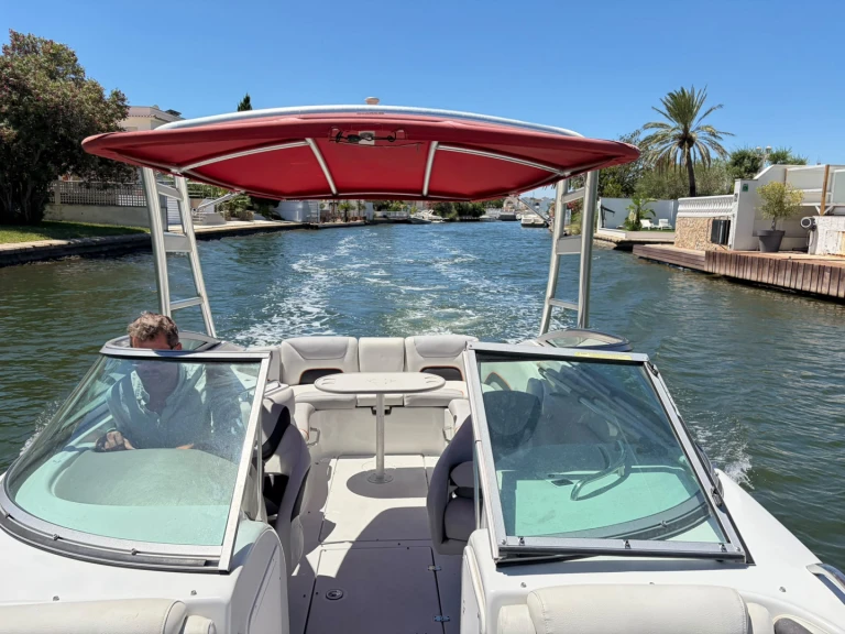 Location Bateau à moteur à Empuriabrava - Crownline Crownline 270 BR