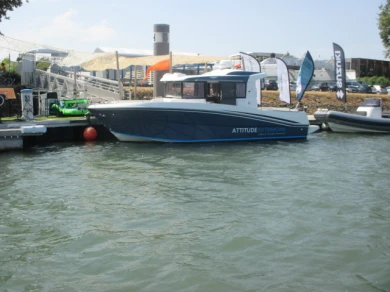 Location Bateau à moteur Bénéteau avec permis