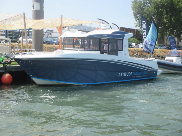 Bateau à moteur à louer à Vannes au meilleur prix
