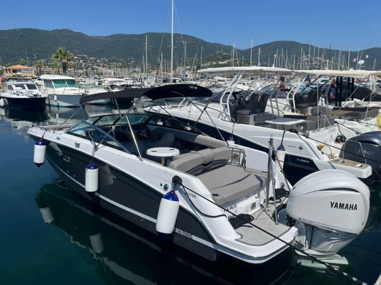Location à Cogolin - Four Winns HD5 sur SamBoat