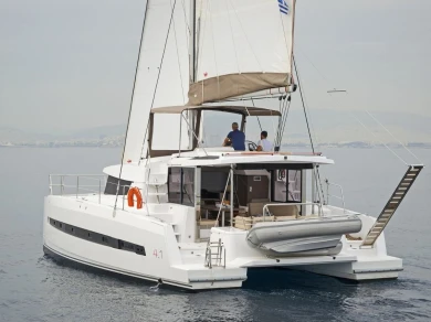 Bali Bali 4.1 charter bareboat or skippered in  Ávdira