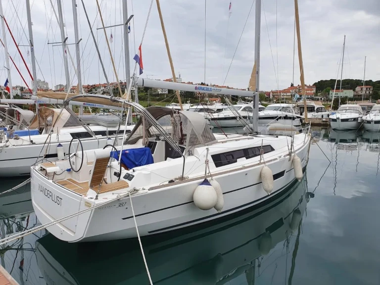 Location à Kos - Dufour Dufour 382 Grand Large sur SamBoat
