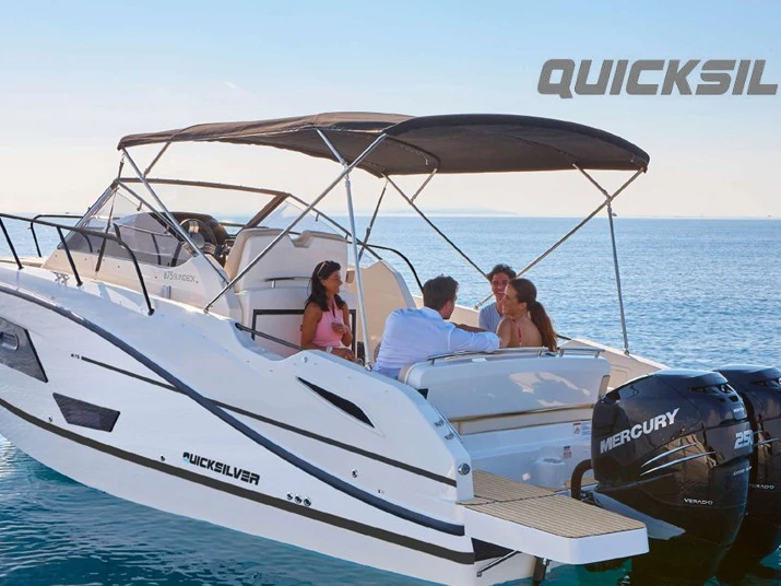 Bateau à moteur à louer à Ibiza (Ville) au meilleur prix