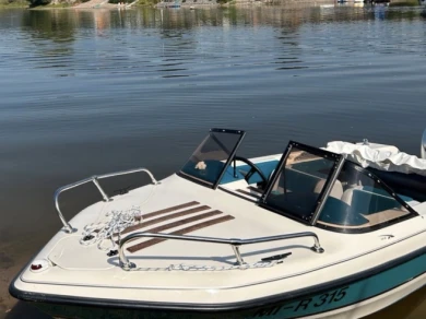 Motorboot mieten in Kreisfreie Stadt Wolfsburg zum besten Preis
