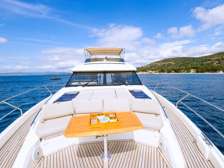 Location bateau Cannes pas cher 630s