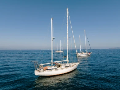 Yacht charter Giens - Amel Maramu on SamBoat