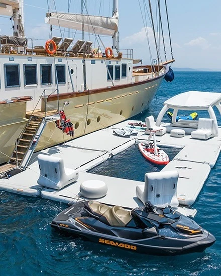 Bateau à moteur à louer à Göcek au meilleur prix