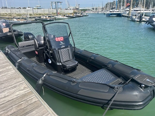 Location bateau La Trinité-sur-Mer pas cher HIGHFIELD 700
