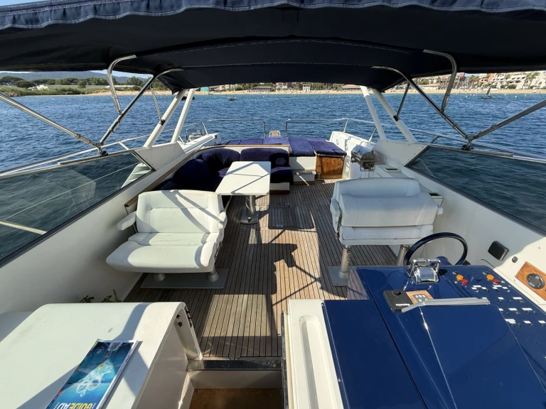 Location Bateau à moteur Technomarine avec permis