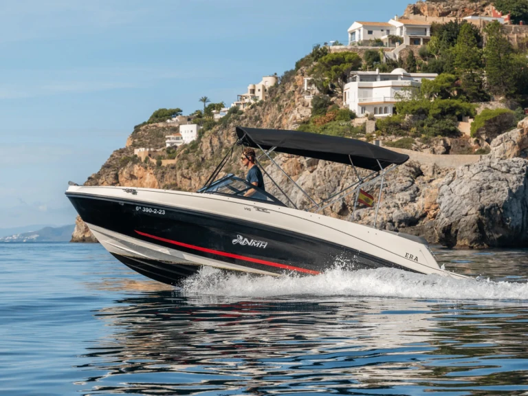 Location Bateau à moteur à La Herradura - Bayliner VR5