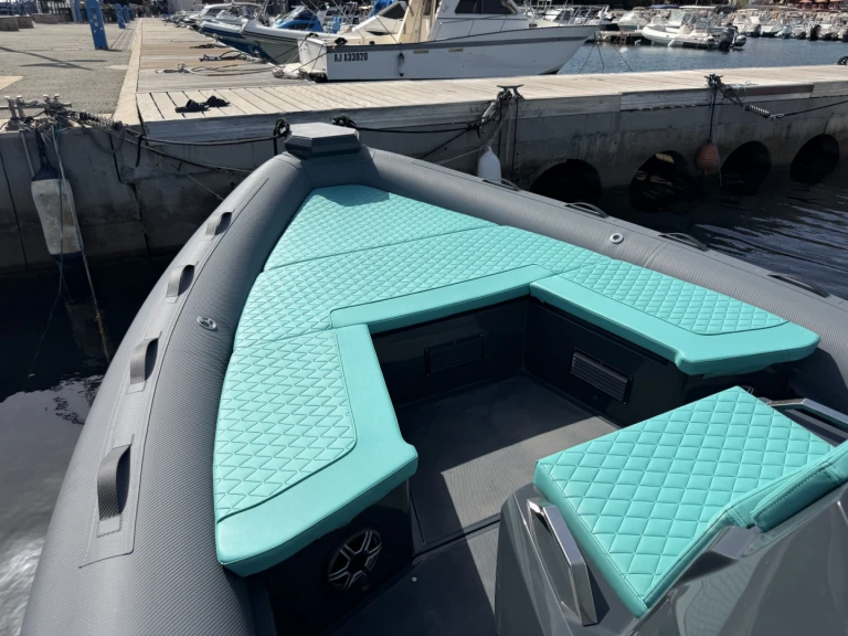 Location bateau Porto Pollo pas cher Force 8