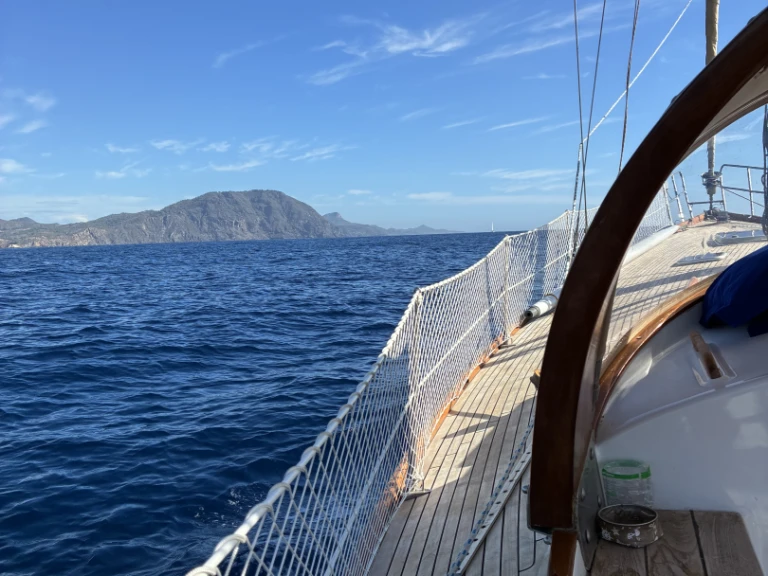Location bateau Estepona pas cher Bowman 46