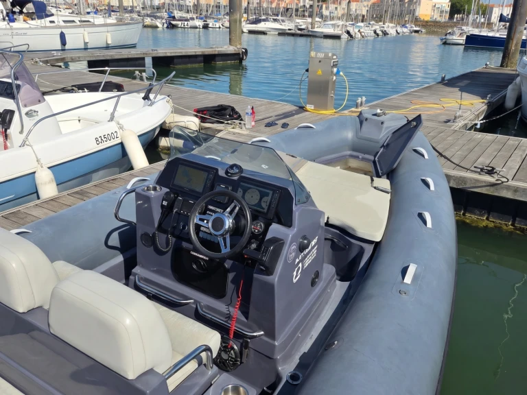 Location bateau Les Sables-d'Olonne pas cher Medline 7.5