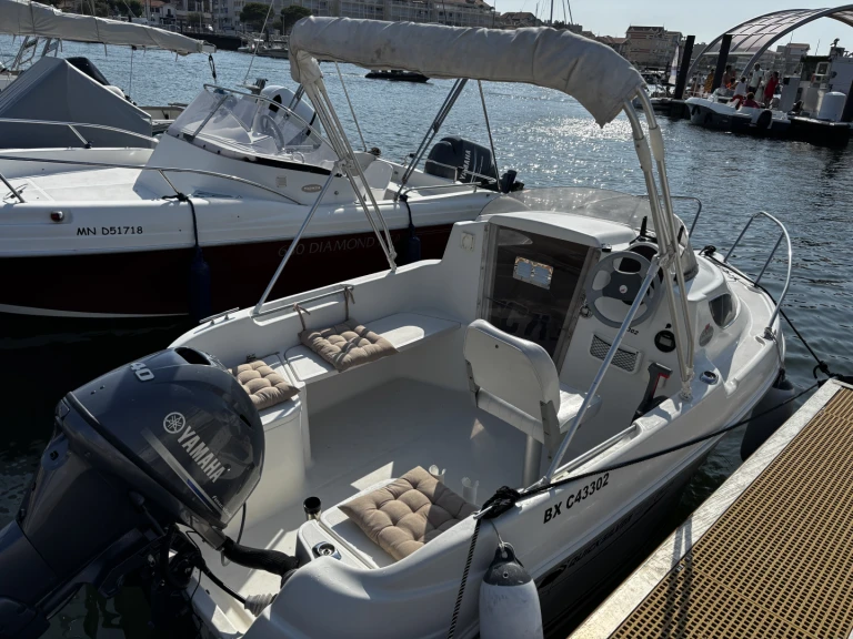Bateau à moteur à louer à Arcachon au meilleur prix