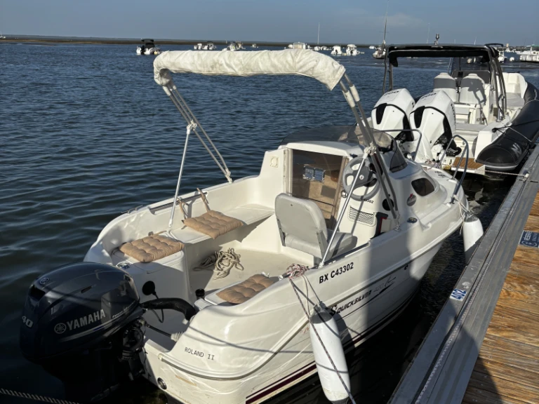 Location à Arcachon - Quicksilver Quicksilver 420 Flamingo sur SamBoat