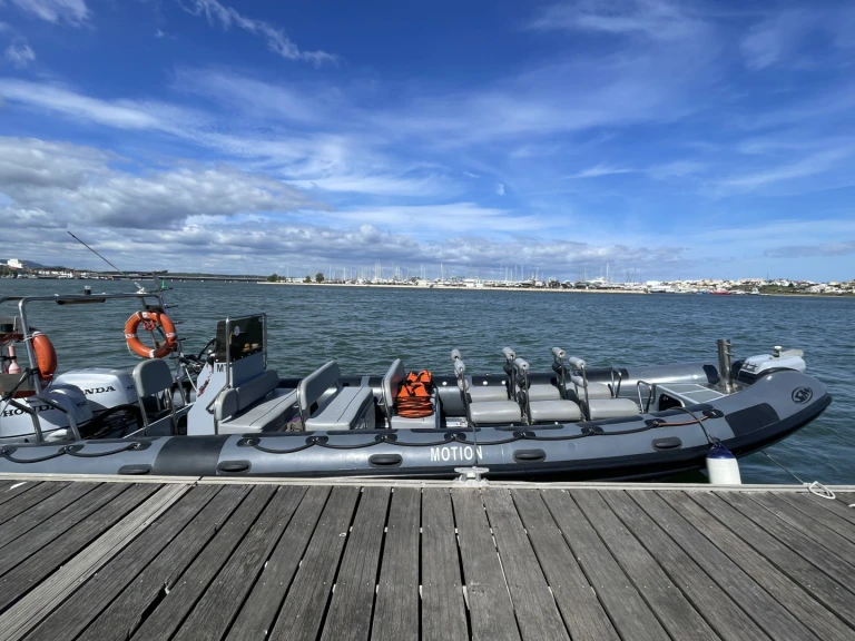 Louer Bateau à moteur avec ou sans skipper Setamar à Portimão