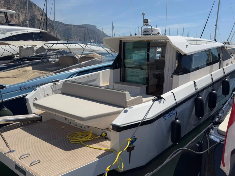 Location à Beaulieu-sur-Mer - delta 48 sur SamBoat