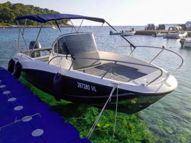 Verhuur Motorboot Quicksilver met vaarbewijs