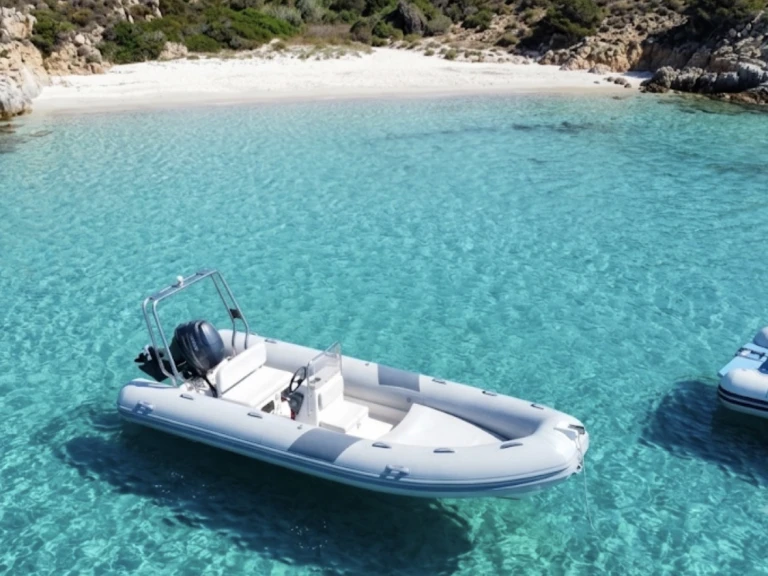Lomac Lomac 500 OK a louer à Porto Rotondo