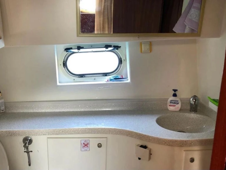 Louer Bateau à moteur avec ou sans skipper Custom Made à Göcek