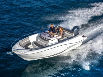 Charter a Jeanneau CAP CAMARAT 6,5 CC Style in Le Lavandou on Samboat
