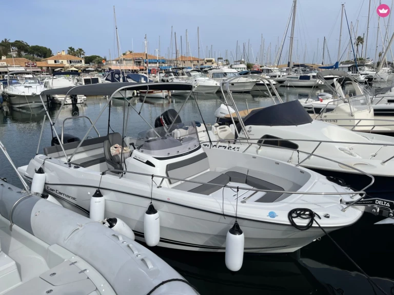 Bateau à moteur à louer à Le Lavandou au meilleur prix