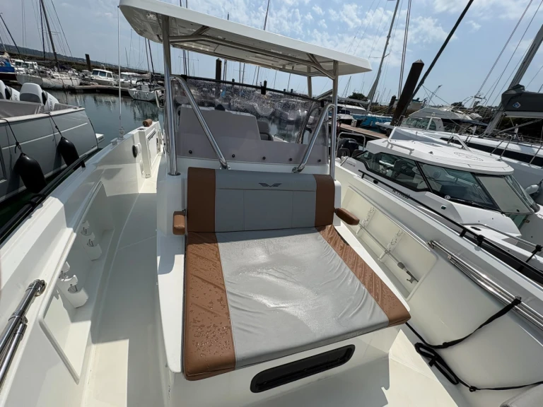 Location bateau Brest pas cher Flyer 9 SPACEdeck