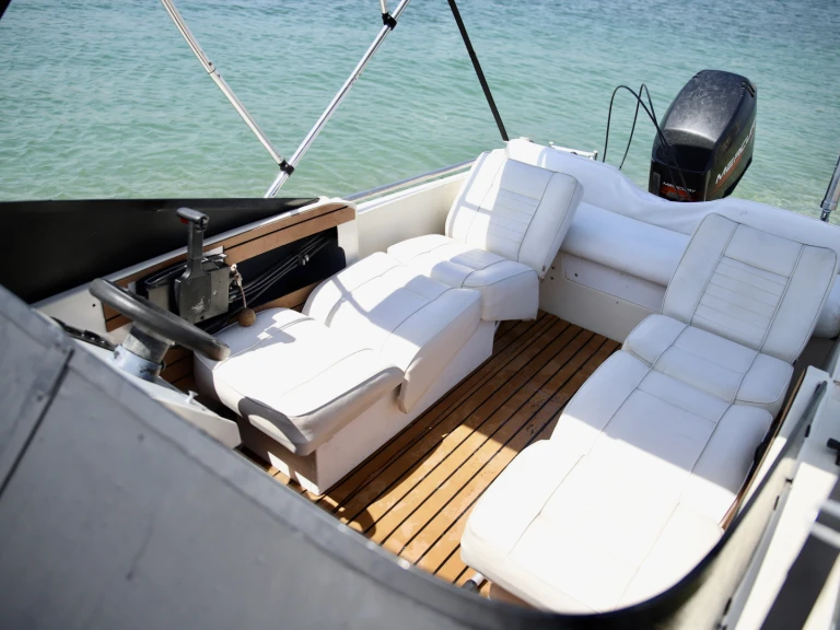 Location bateau Marseille pas cher Rio 450