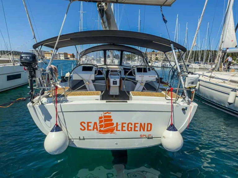 Location bateau Pula pas cher Hanse 455