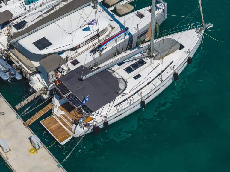 Bavaria Cruiser 45 a louer à Ligia