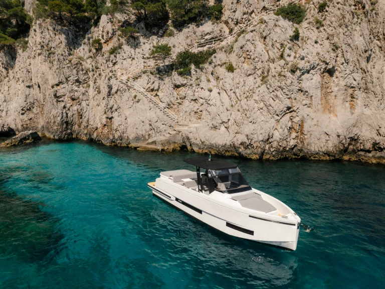 Location bateau Sorrento pas cher De Antonio D32 Open