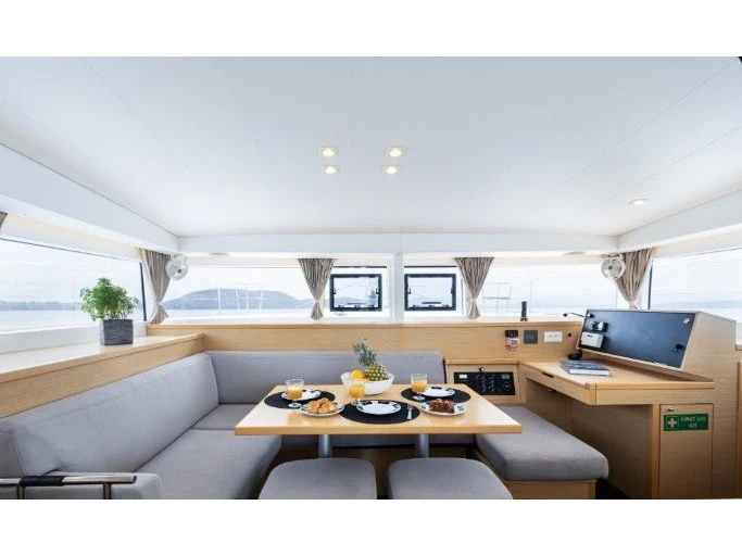 Location Catamaran à Álimos - Lagoon Lagoon 400 S2