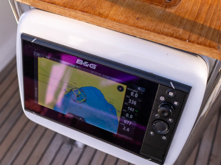 Location à Port de Pollença - Bénéteau Oceanis 38 sur SamBoat