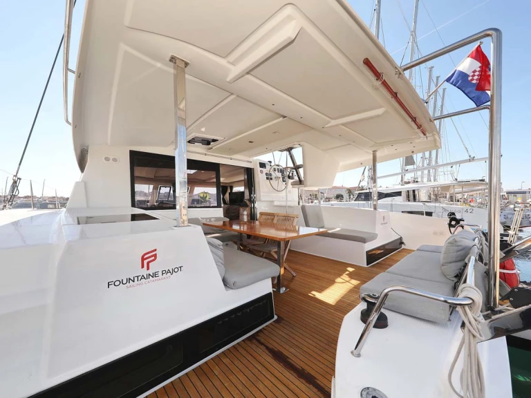 Louer Catamaran avec ou sans skipper Fountaine Pajot à Trogir