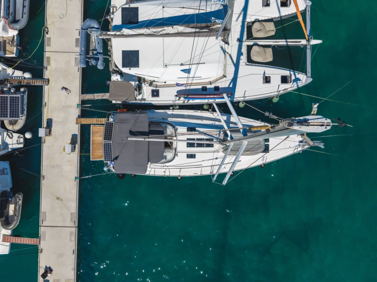 Location bateau Ligia pas cher Cruiser 45