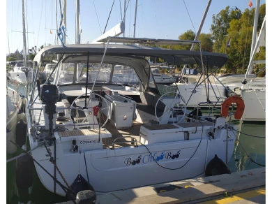 Alquiler de embarcaciones Bénéteau Oceanis 51.1 enLávrio en Samboat